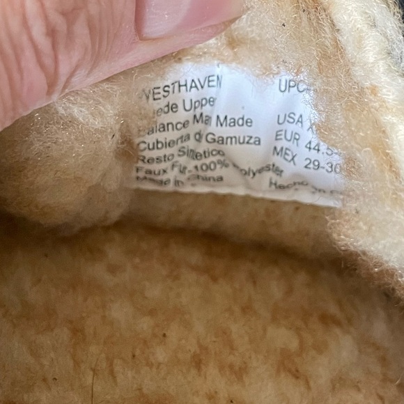 NWOT Men’s slippers - Picture 5 of 8